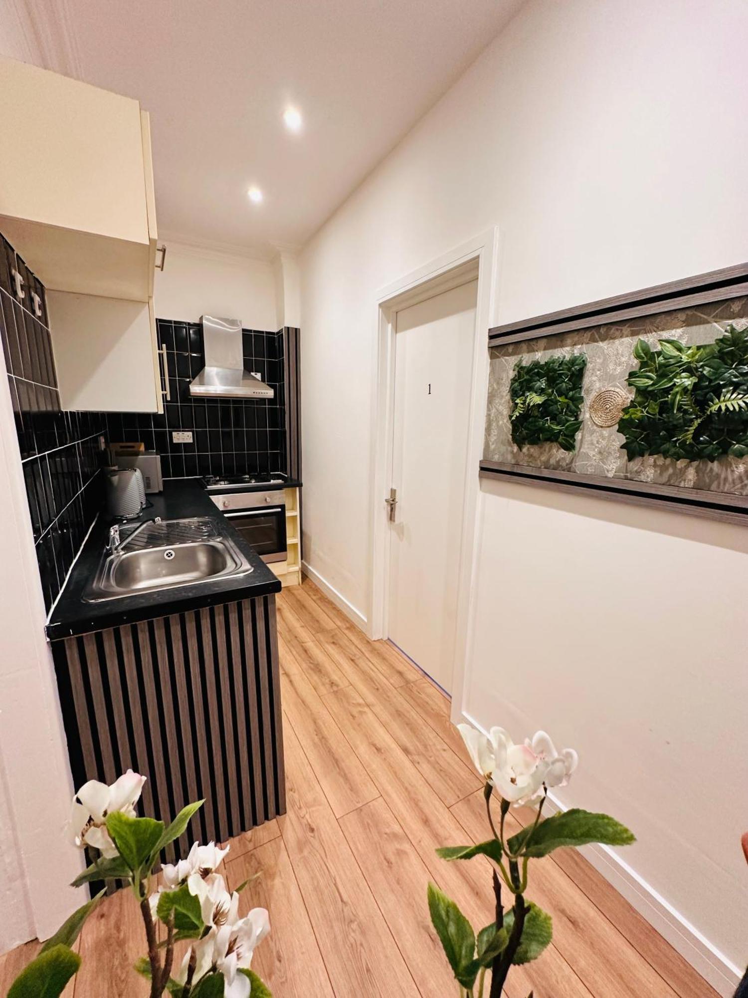 R2 - Elegant Private Room Opposite Queen Elizabeth Hospital - Harborne Birmingham Exteriör bild